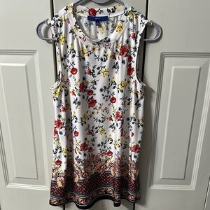 Floral Sleeveless Top - White and Red (4)